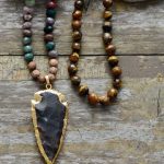 WILD TREASURE Obsidian Arrowhead Beaded Necklace