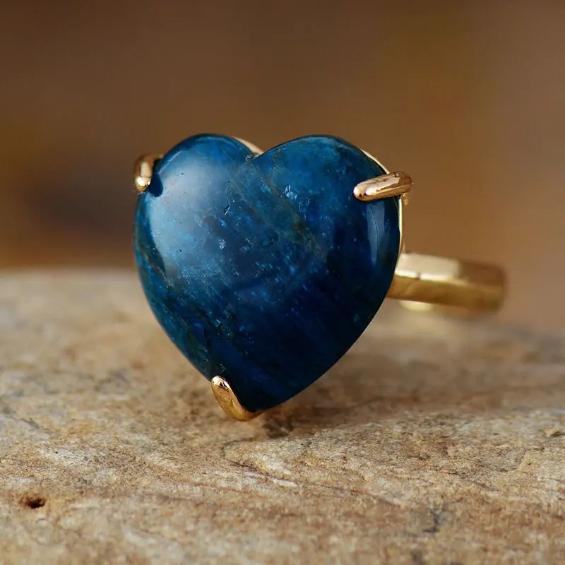 Labra-dora Boho Rings with Heart Gemstones Dyed Jade