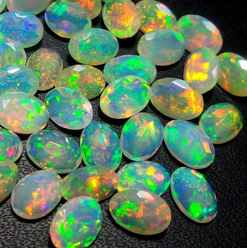 10 Awesome Facts About Opals