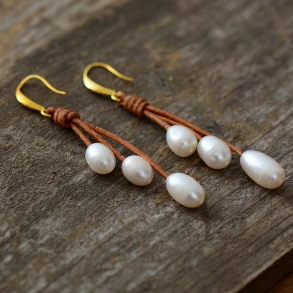 Natural Freshwater Pearls Leather Earrings